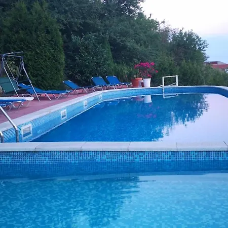 Seaview Complex Karia *